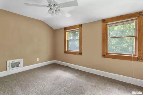 1752 28th Ave, Moline, IL 61265 photo 17