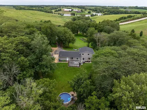 21800 270th St, Long Grove, IA 52756