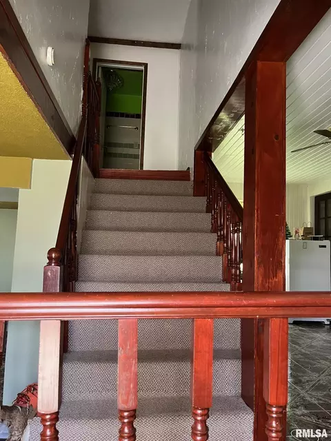 935 W Division St, Kewanee, IL 61443 photo 6