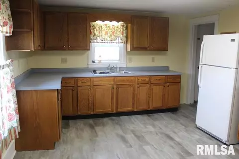 402 Dwight St, Kewanee, IL 61443 photo 43