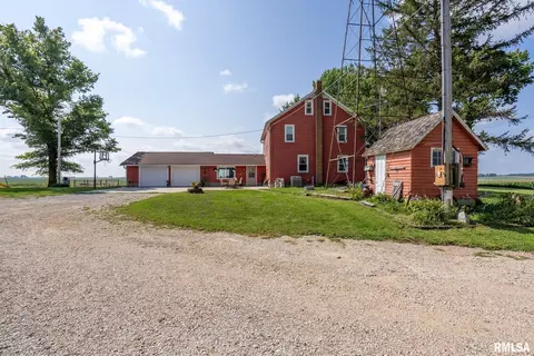 18420 Lyndon Rd, Morrison, IL 61270 photo 1