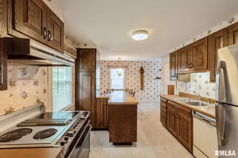 3407 12th Ave, Moline, IL 61265 photo 9