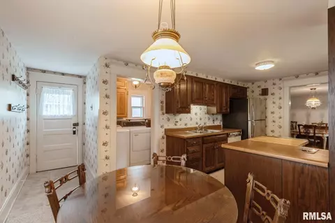 3407 12th Ave, Moline, IL 61265 photo 6