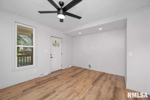 515 20th Ave, Moline, IL 61265 photo 5