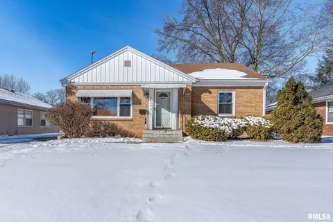 2124 23rd St, Rock Island, IL 61201