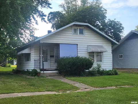 316 N Monroe St, Macomb, IL 61455