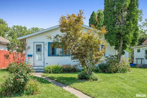 2209 41st St, Rock Island, IL 61201