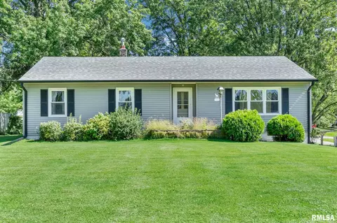 5105 Marquette St, Davenport, IA 52806