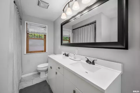 1411 29th Ave, Moline, IL 61265 photo 14