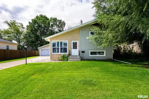 4216 17th Ave, Moline, IL 61265 photo 1