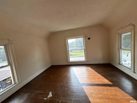 21 SW 9th Ave, Galva, IL 61434 photo 15
