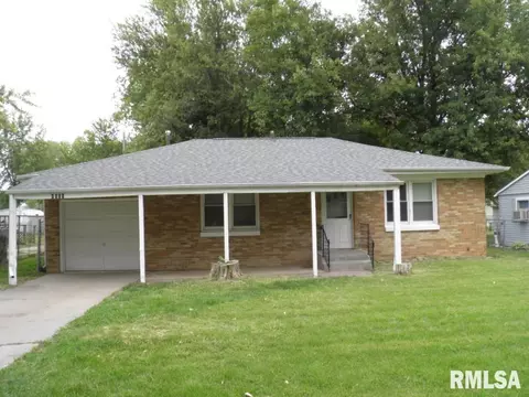 4308 10th St, East Moline, IL 61244