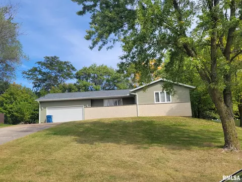 3021 143rd Avenue Ct W, Milan, IL 61264
