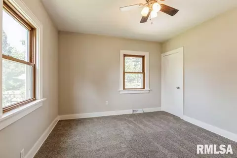 432 12th St, Silvis, IL 61282 photo 14