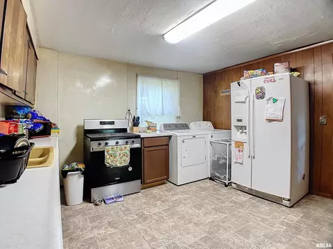 610 2nd Ave, Hampton, IL 61256 photo 5