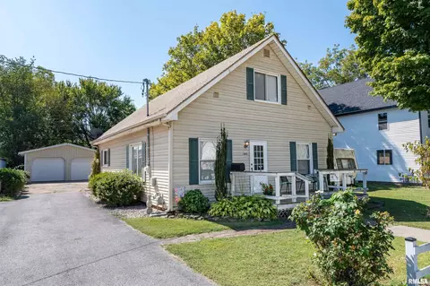 605 E Carter St, Marion, IL 62959 photo 2