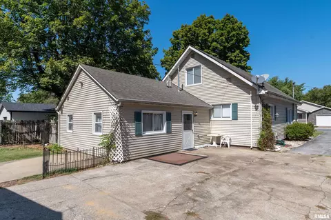 605 E Carter St, Marion, IL 62959 photo 19