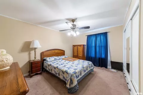 605 E Carter St, Marion, IL 62959 photo 12