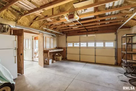 1027 16th Ave, Fulton, IL 61252 photo 6