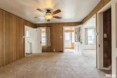 1027 16th Ave, Fulton, IL 61252 photo 8