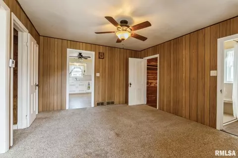 1027 16th Ave, Fulton, IL 61252 photo 9