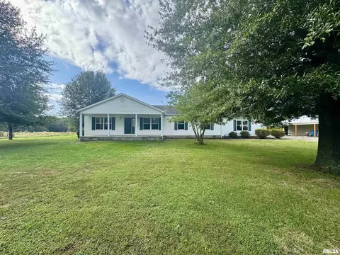 5569 Stotlar Rd, Carterville, IL 62918