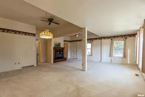 2305 Il Route 84, Thomson, IL 61285 photo 7
