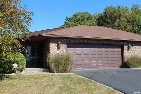 5301 38th Ave, Moline, IL 61265