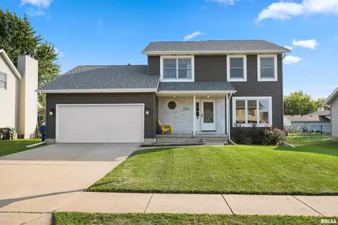2315 W 60th Pl, Davenport, IA 52806