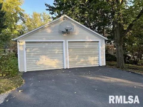 506 N Base St, Morrison, IL 61270 photo 7