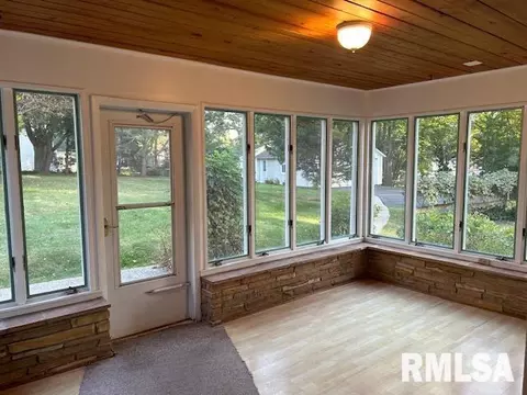 506 N Base St, Morrison, IL 61270 photo 11