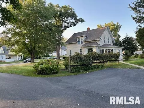 506 N Base St, Morrison, IL 61270 photo 9