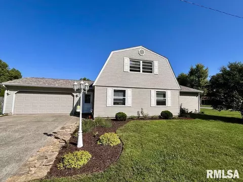 3300 Sunset Terrace Dr, Marion, IL 62959