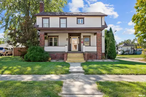 111 Mckinley Ave, Kewanee, IL 61443