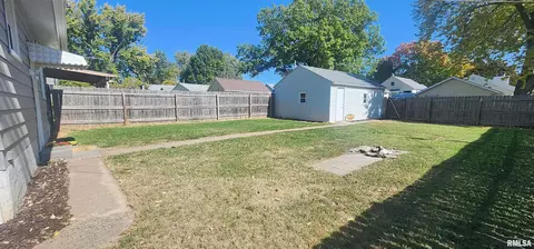 429 9th St, Silvis, IL 61282 photo 19