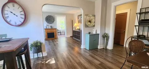 429 9th St, Silvis, IL 61282 photo 8