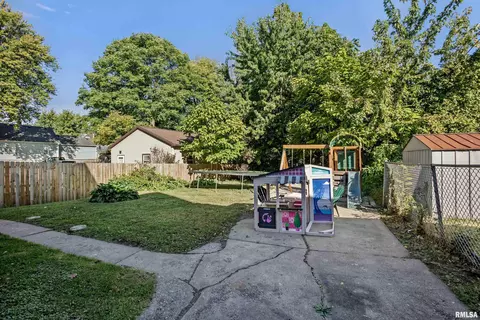1135 12th Ave, Moline, IL 61265 photo 5