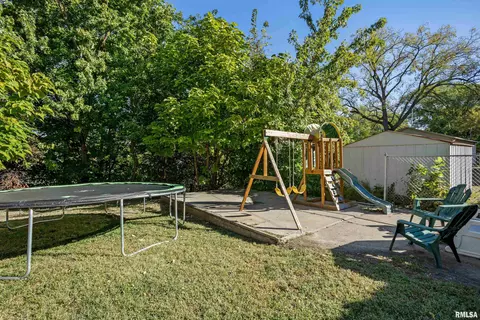 1135 12th Ave, Moline, IL 61265 photo 6