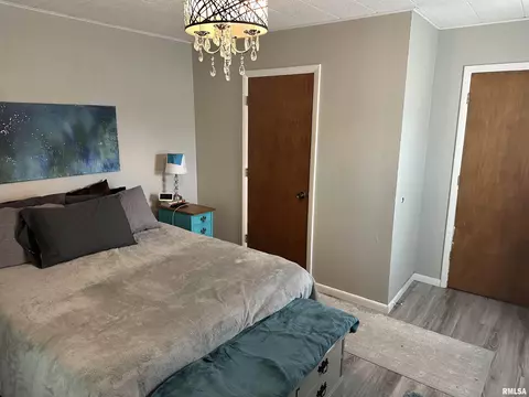 301 E Oak St, Kewanee, IL 61443 photo 27