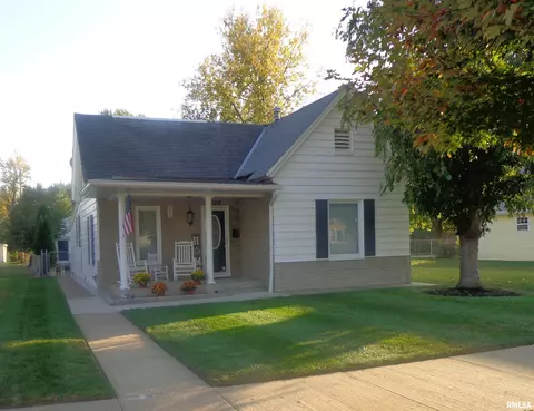1520 Spruce St, Quincy, IL 62301