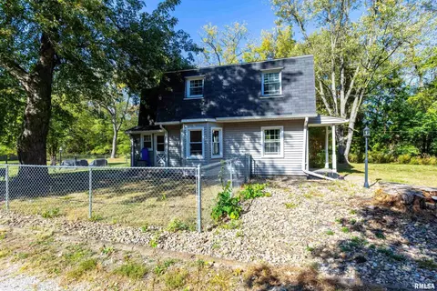 3437 14th St, Moline, IL 61265 photo 4