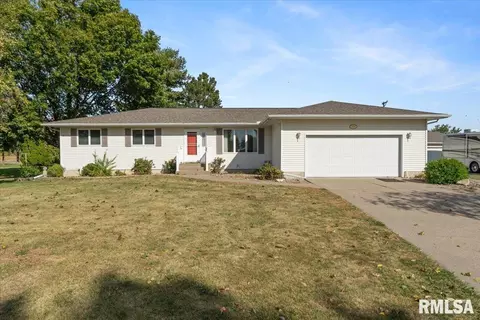 229 116th Ave, Milan, IL 61264