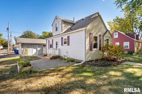 2020 4th St, Moline, IL 61265 photo 3