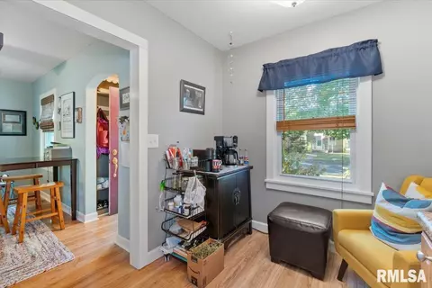 2020 4th St, Moline, IL 61265 photo 14