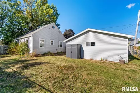 2020 4th St, Moline, IL 61265 photo 6