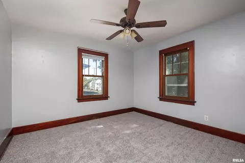 1111 14th Ave, Moline, IL 61265 photo 21