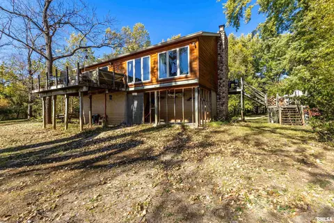 3996 Highway 22, Blue Grass, IA 52726