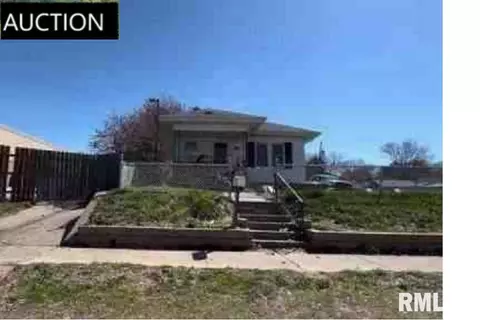 3125 10th St, Rock Island, IL 61201