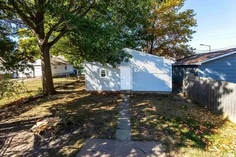 132 12th St, Silvis, IL 61282 photo 22