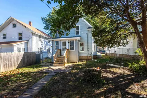 132 12th St, Silvis, IL 61282 photo 23